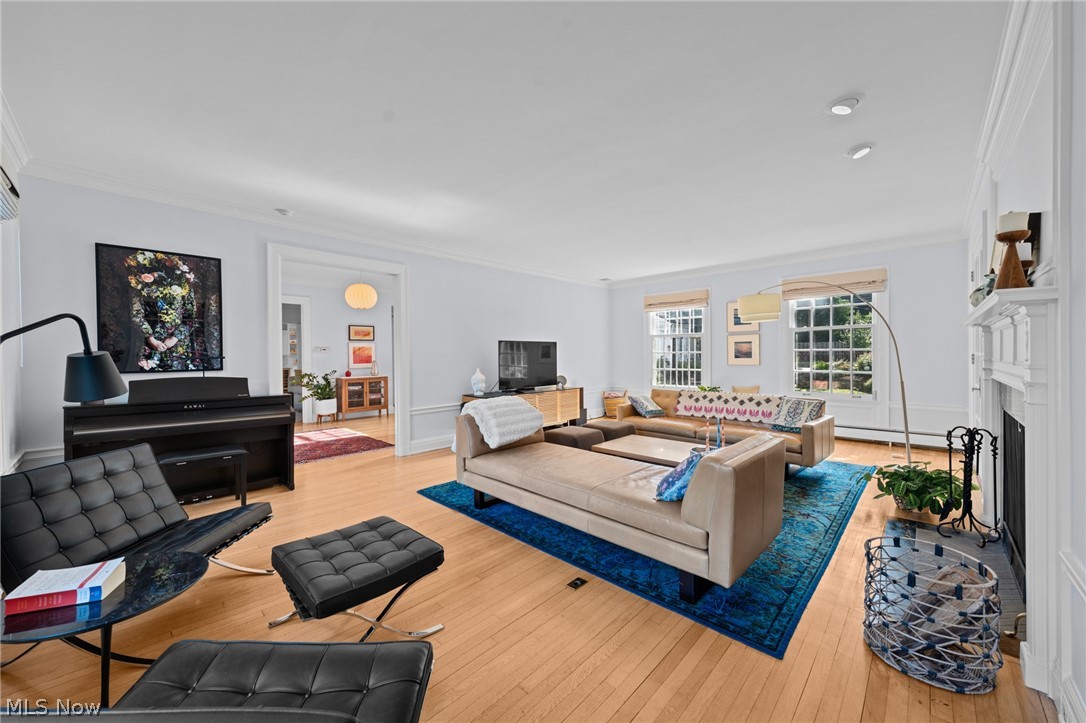 2873 Glengary Road Shaker Heights OH 44120