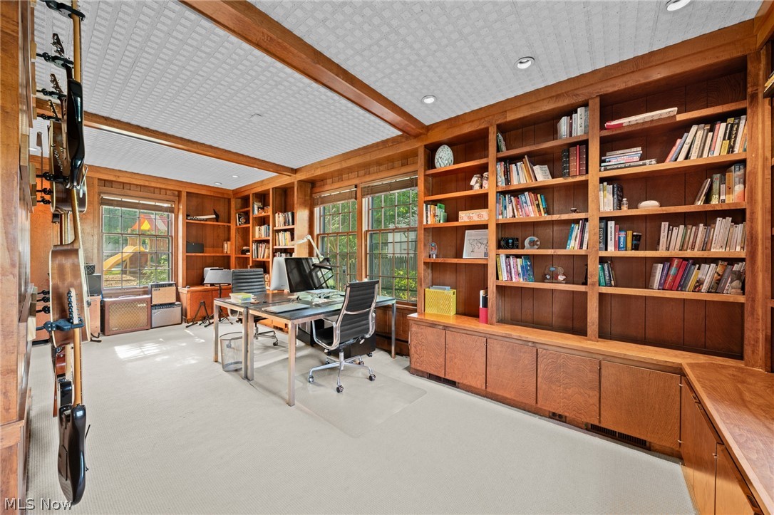 2873 Glengary Road Shaker Heights OH 44120