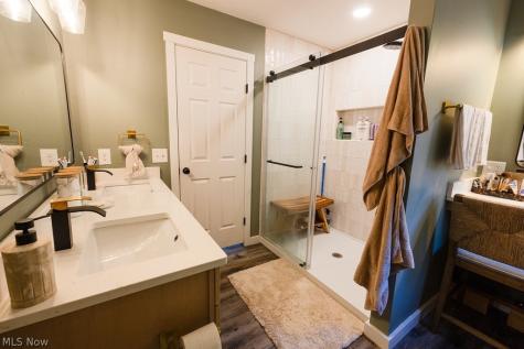 38615 Bell Road Willoughby OH 44094