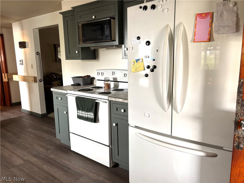 486 E Clark Street East Palestine OH 44413