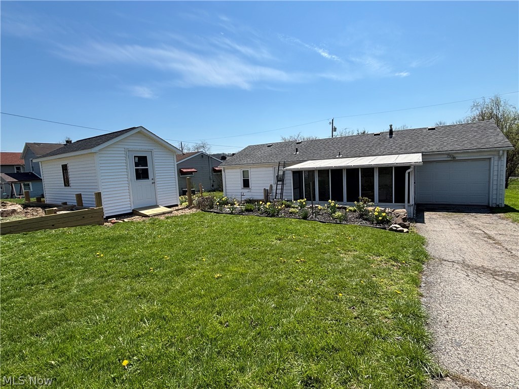 486 E Clark Street East Palestine OH 44413