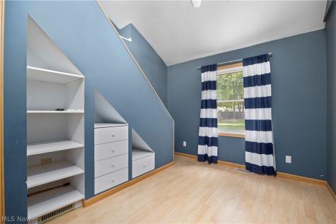 7177 Fairacres Avenue North Ridgeville OH 44039