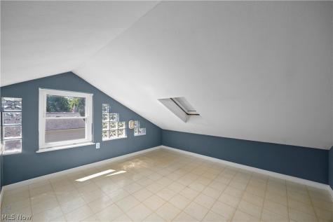 7177 Fairacres Avenue North Ridgeville OH 44039