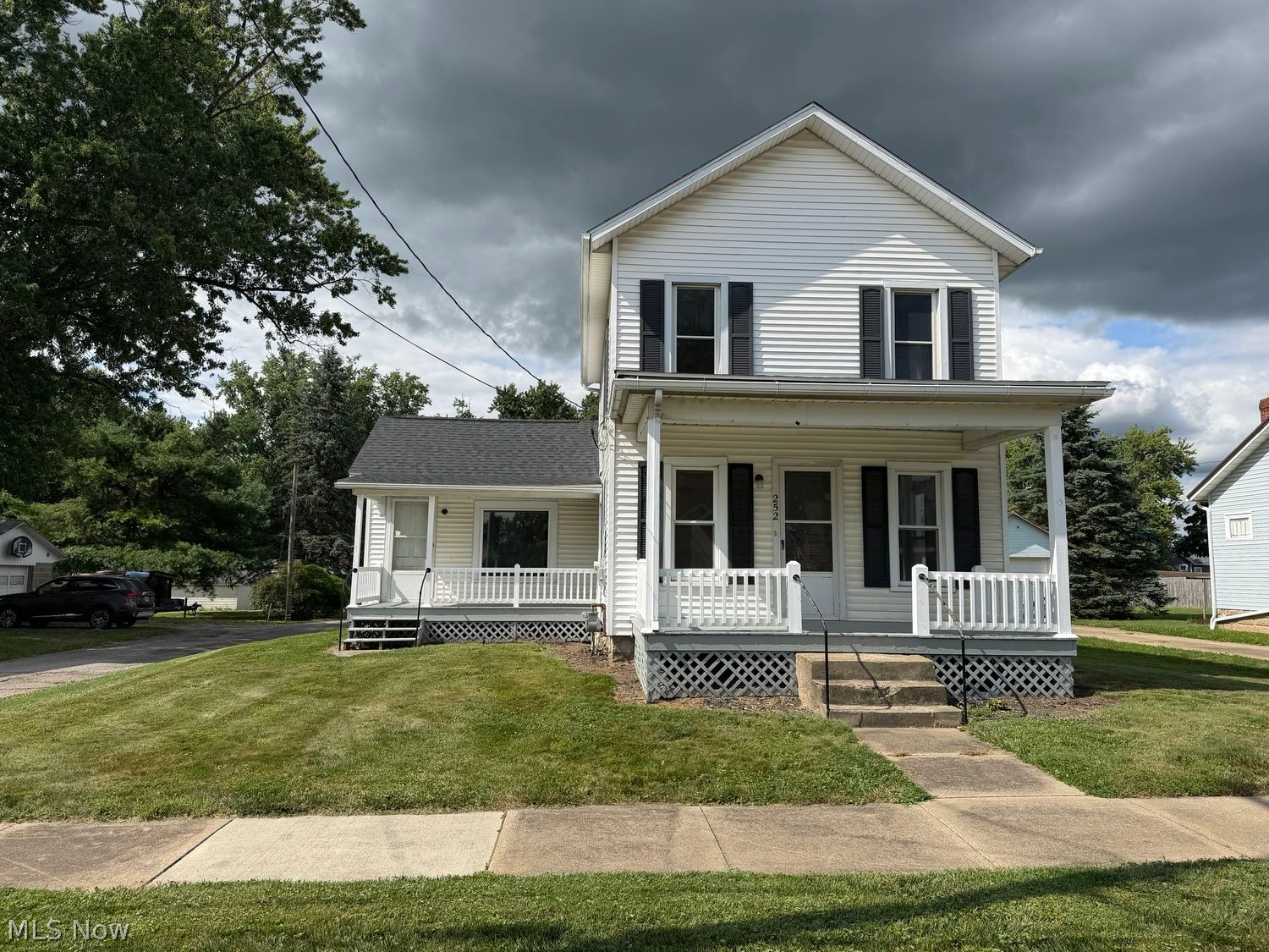 252 Jones Street Shreve OH 44676