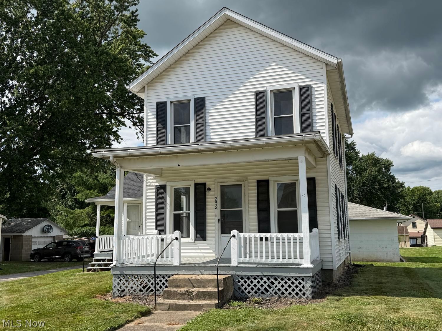 252 Jones Street Shreve OH 44676