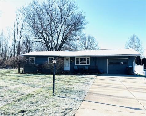 5990 Noel Street Louisville OH 44641