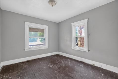 3527 E 140th Street Cleveland OH 44120