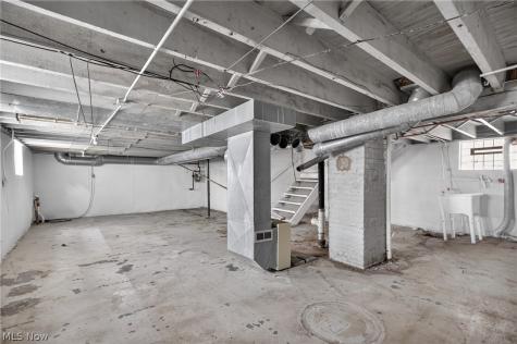 3527 E 140th Street Cleveland OH 44120