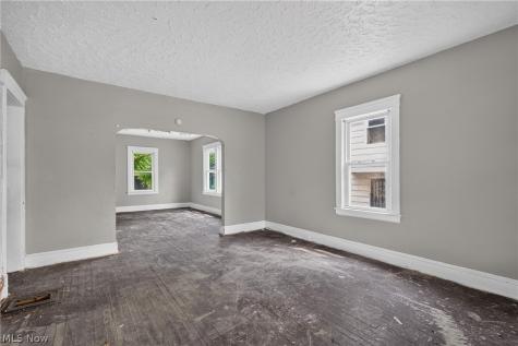 3527 E 140th Street Cleveland OH 44120