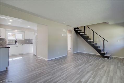 147 Catherine Lane Alliance OH 44601