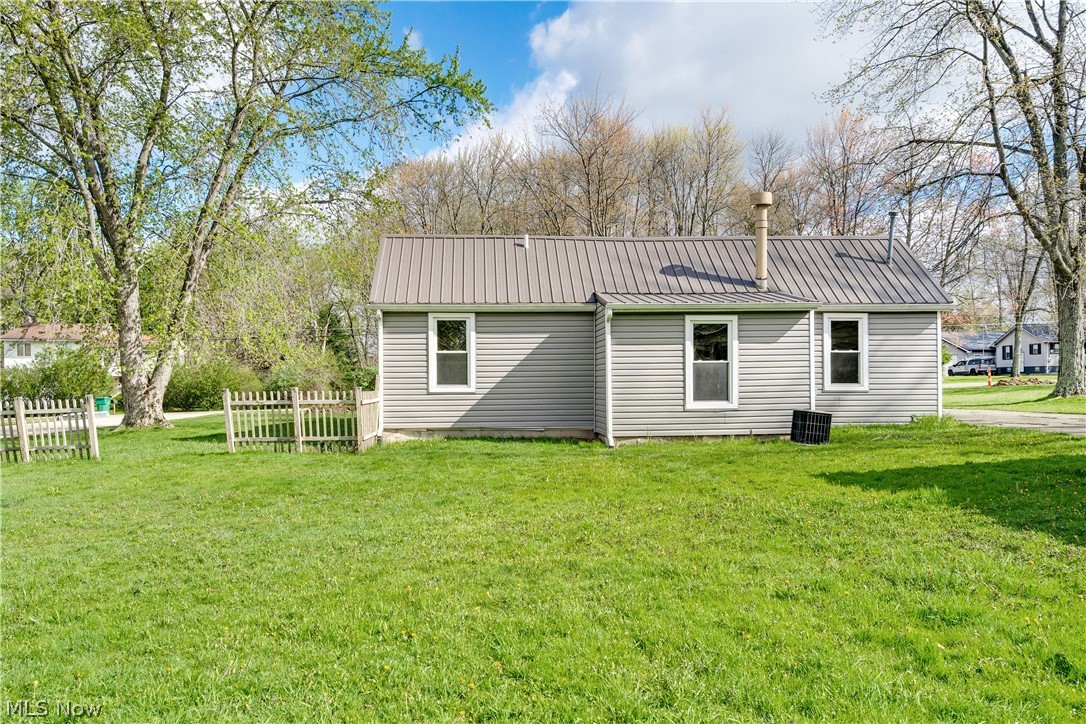 445 Russell Avenue Poland OH 44514