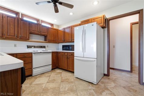 4502 Edgewater Drive Sheffield Lake OH 44054