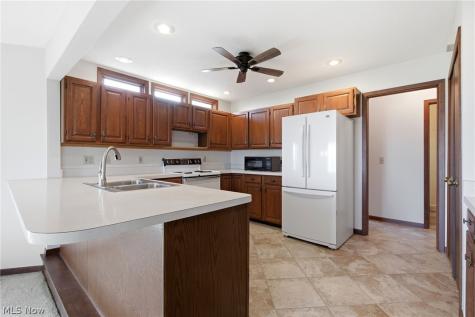 4502 Edgewater Drive Sheffield Lake OH 44054