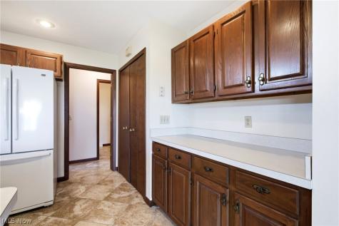 4502 Edgewater Drive Sheffield Lake OH 44054