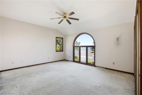 4502 Edgewater Drive Sheffield Lake OH 44054