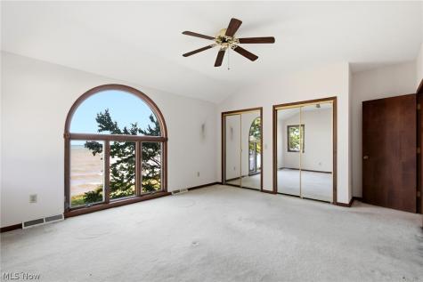 4502 Edgewater Drive Sheffield Lake OH 44054