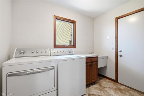 4502 Edgewater Drive Sheffield Lake OH 44054