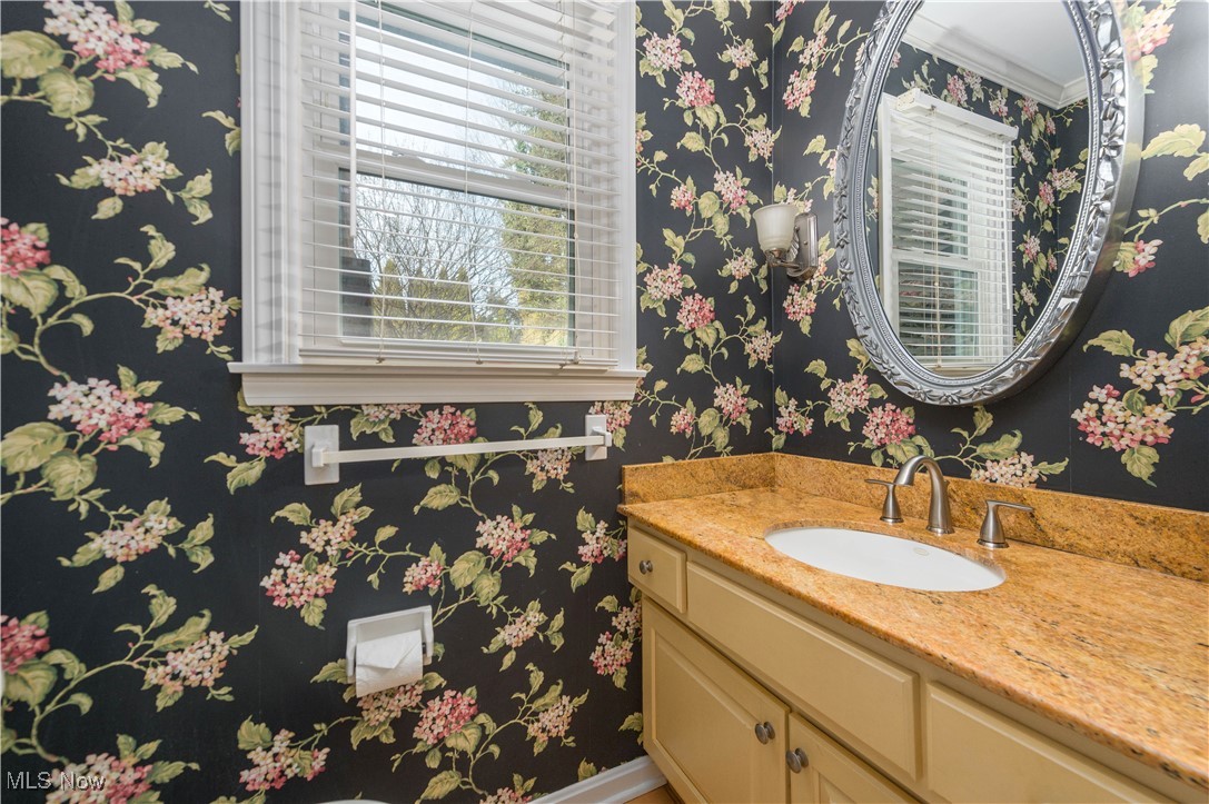 384 Walmar Road Bay Village OH 44140