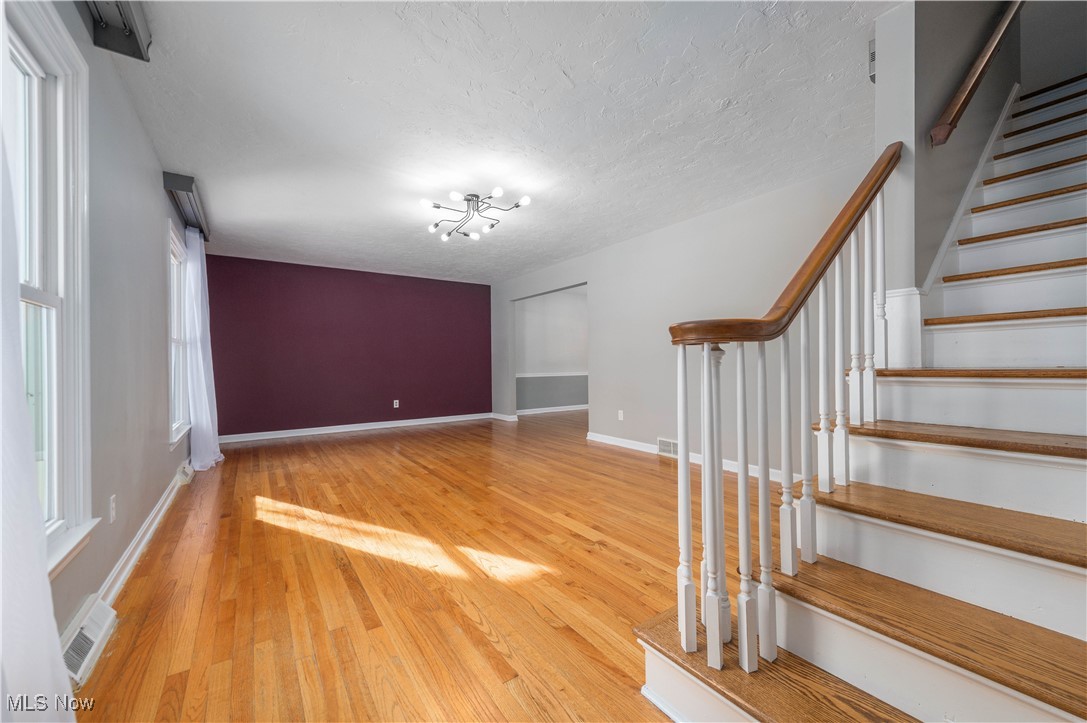 384 Walmar Road Bay Village OH 44140