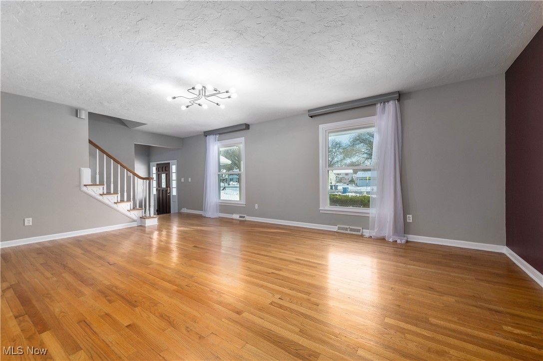 384 Walmar Road Bay Village OH 44140