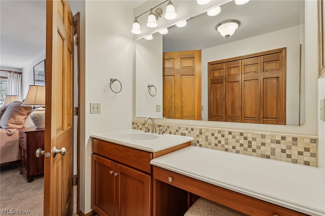 6860 Cliffside Drive Vermilion OH 44089