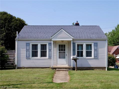 2464 Nesbitt Avenue Akron OH 44314