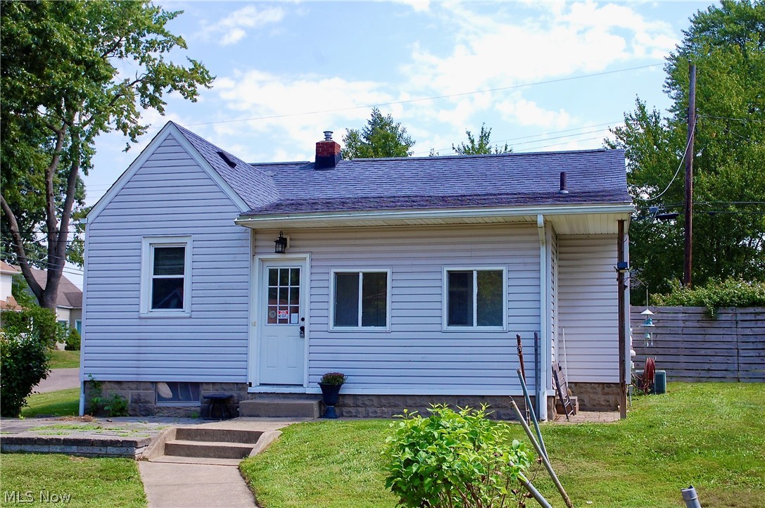2464 Nesbitt Avenue Akron OH 44314