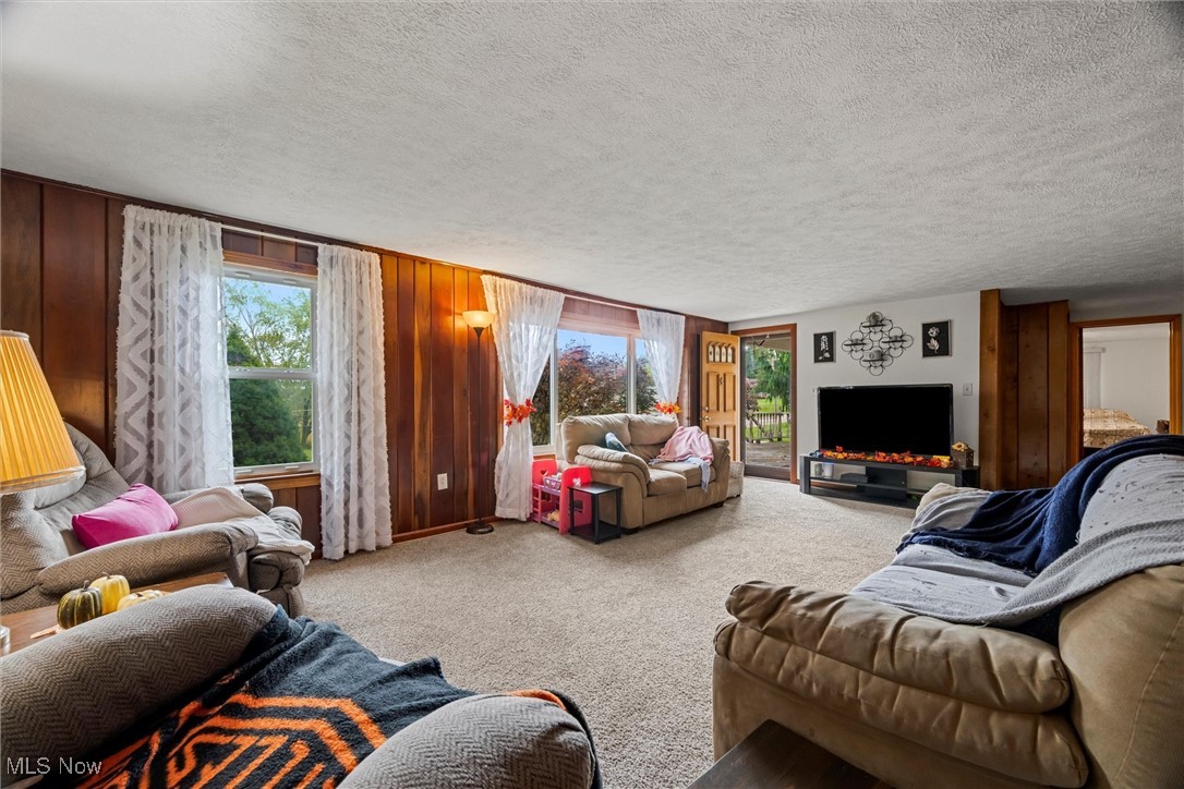 1759 Depot Road Salem OH 44460