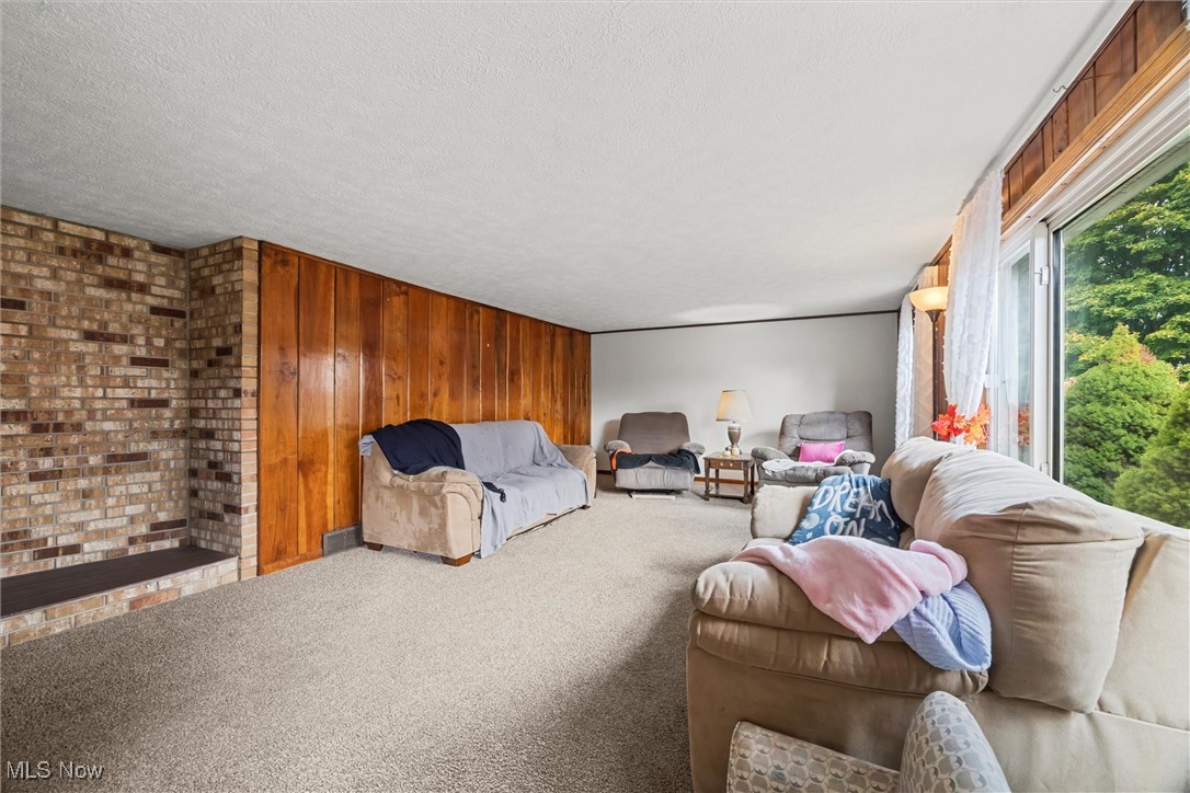 1759 Depot Road Salem OH 44460