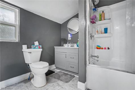 414 W Elm Street Kent OH 44240