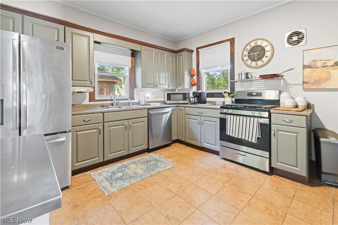 517 N 10th Street Cambridge OH 43725