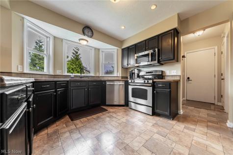 53 Charter Drive Northfield OH 44067