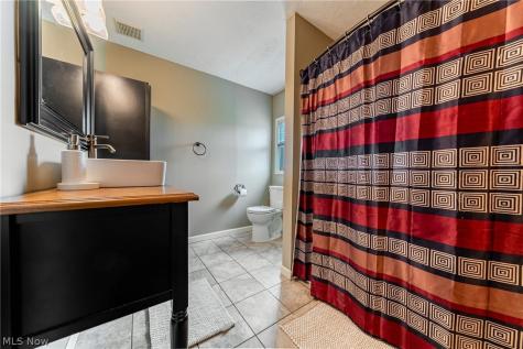 53 Charter Drive Northfield OH 44067