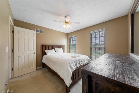 53 Charter Drive Northfield OH 44067