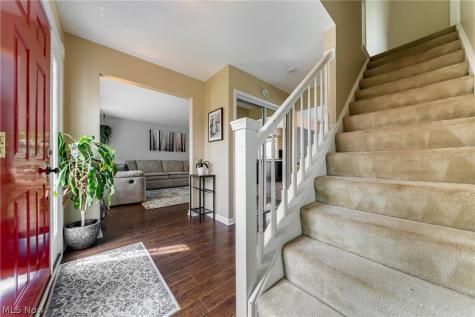 53 Charter Drive Northfield OH 44067