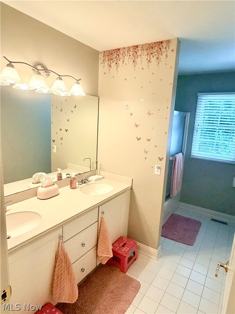 16675 Anne Lane Chagrin Falls OH 44023