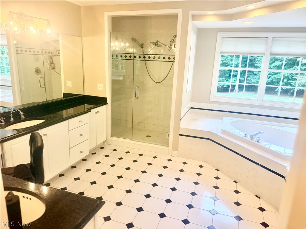 16675 Anne Lane Chagrin Falls OH 44023