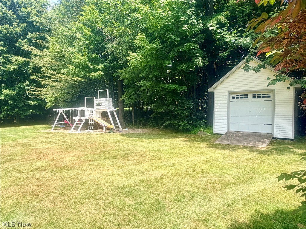 16675 Anne Lane Chagrin Falls OH 44023