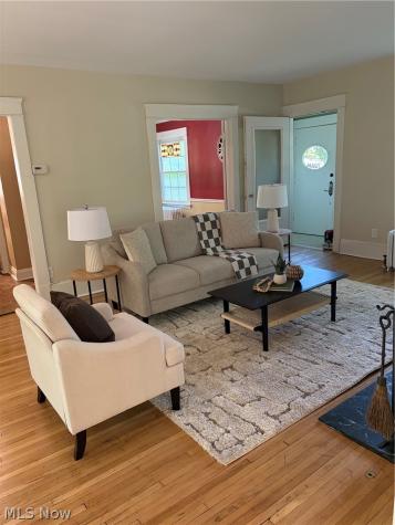 3154 Huntington Road Shaker Heights OH 44120