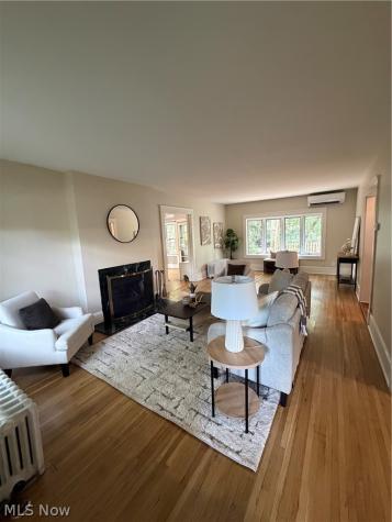 3154 Huntington Road Shaker Heights OH 44120