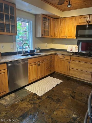 3154 Huntington Road Shaker Heights OH 44120