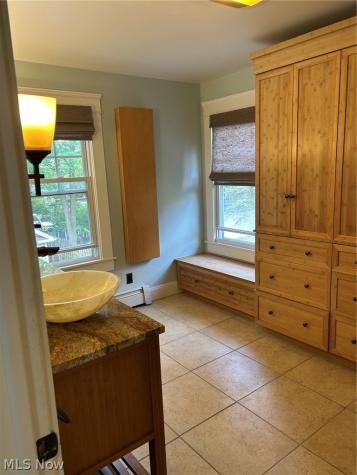 3154 Huntington Road Shaker Heights OH 44120