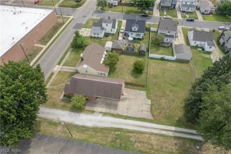 3516 7th Street SW Canton OH 44710