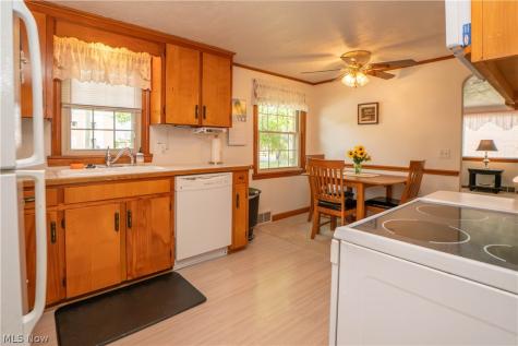 3516 7th Street SW Canton OH 44710