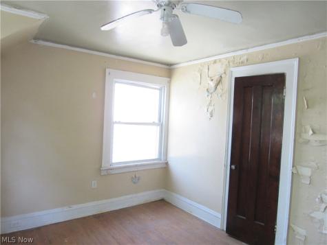 1726 Lee Road Cleveland Heights OH 44118