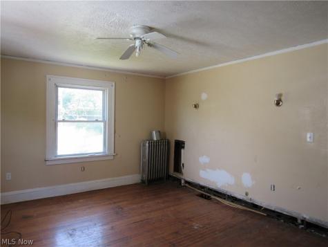 1726 Lee Road Cleveland Heights OH 44118