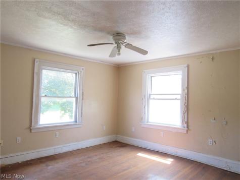 1726 Lee Road Cleveland Heights OH 44118