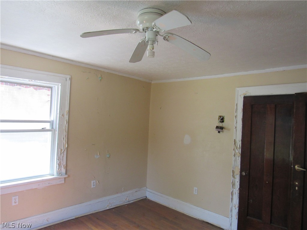 1726 Lee Road Cleveland Heights OH 44118