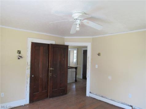 1726 Lee Road Cleveland Heights OH 44118