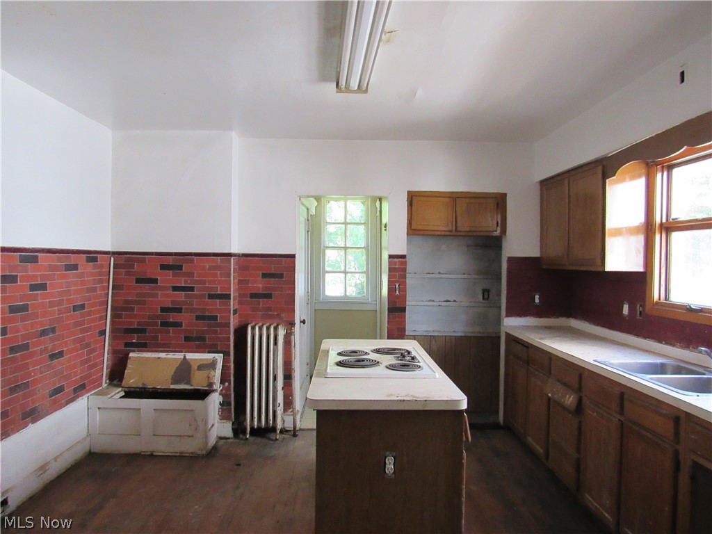 1726 Lee Road Cleveland Heights OH 44118